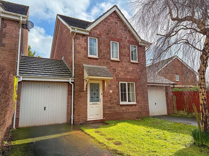 3 Bedroom Link Detached House For Sale In Cambrian Close, St. Marys Mead, Paignton, TQ4