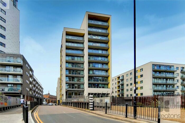 1 Bedroom Flat To Rent In Craig Tower, Aqua Vista Square, Bow, London, E3