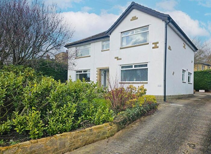4 Bedroom Detached House For Sale In Skipton Road, Silsden, BD20