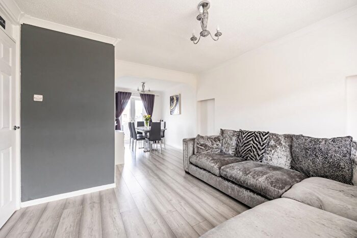 3 Bedroom Villa For Sale In Campview Gardens, Dalkeith, EH22