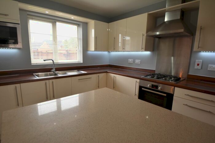 4 Bedroom Detached House To Rent In Edmund Drive, Hampton Vale, Peterborough, PE7