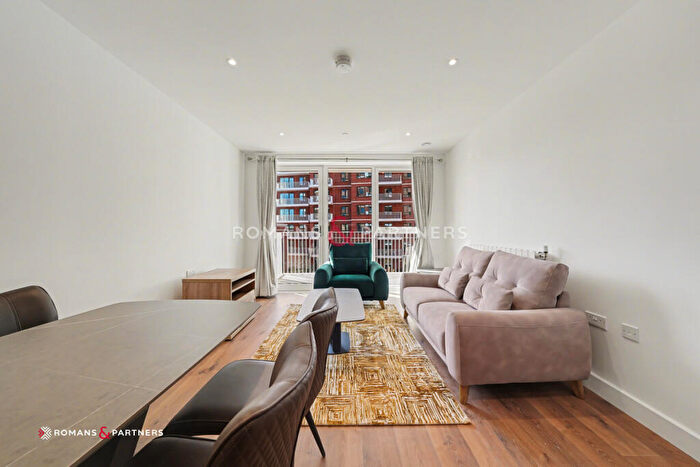 1 Bedroom Apartment To Rent In Dray House, Lombard Square, SE28