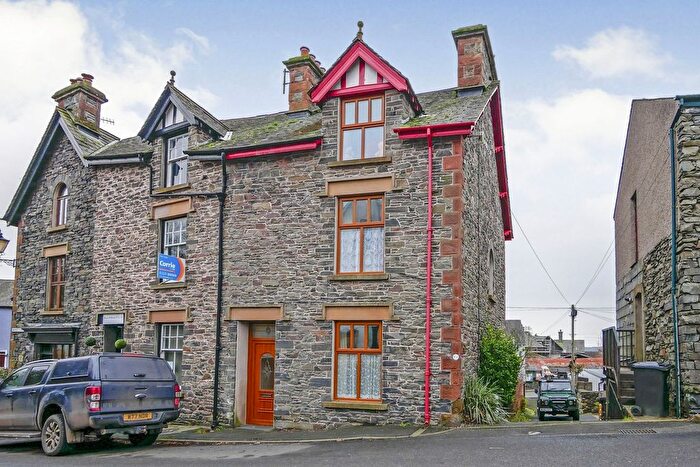 3 Bedroom Town House For Sale In Market Street, Broughton-In-Furness, LA20