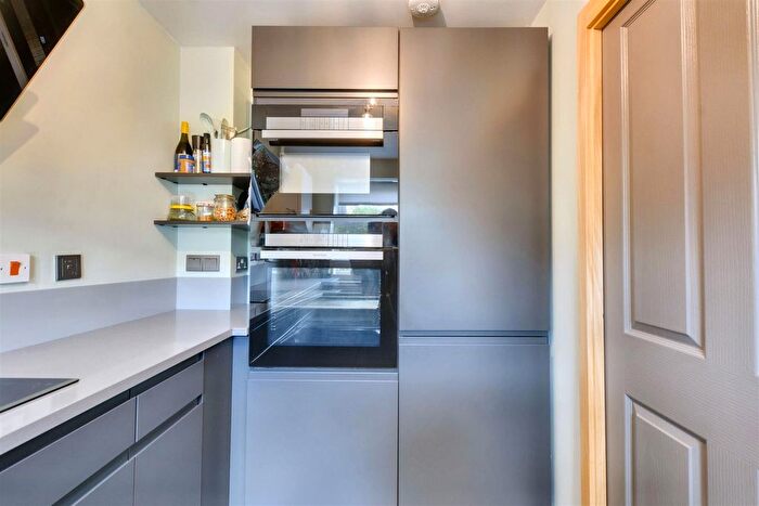 3 Bedroom End Of Terrace House For Sale In Hawthorne Avenue, Long Eaton, Nottingham, NG10
