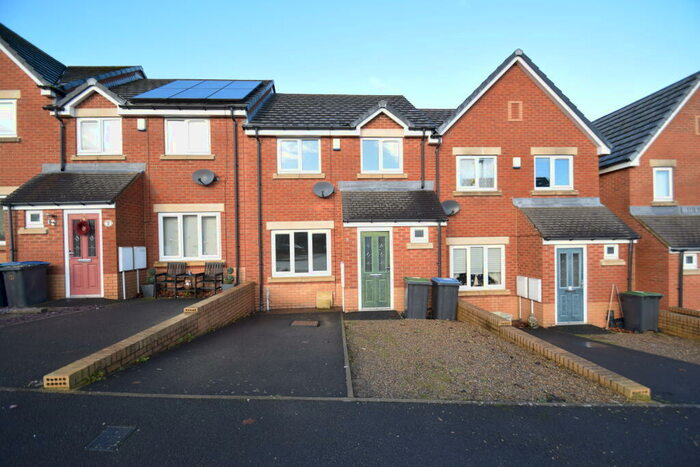 3 Bedroom Terraced House To Rent In Manor Court, Catchgate, DH9