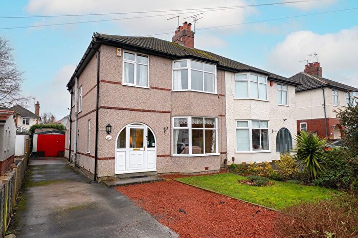 3 Bedroom Semi Detached House For Sale In Yewdale Road, Harrogate, HG2