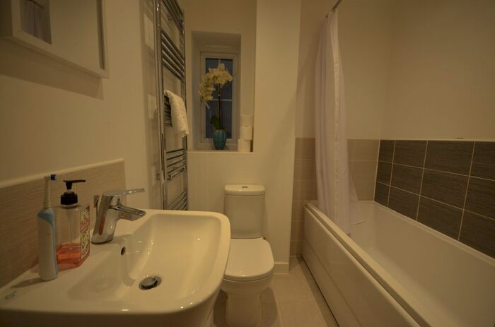 4 Bedroom Town House To Rent In The Avenue, Priors Hall Park, Corby, NN17