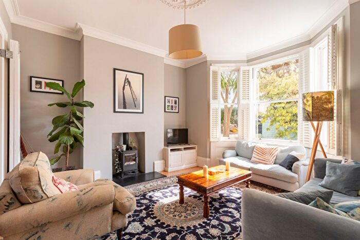 4 Bedroom Semi-Detached House For Sale In Springfield Road, Brighton, BN1