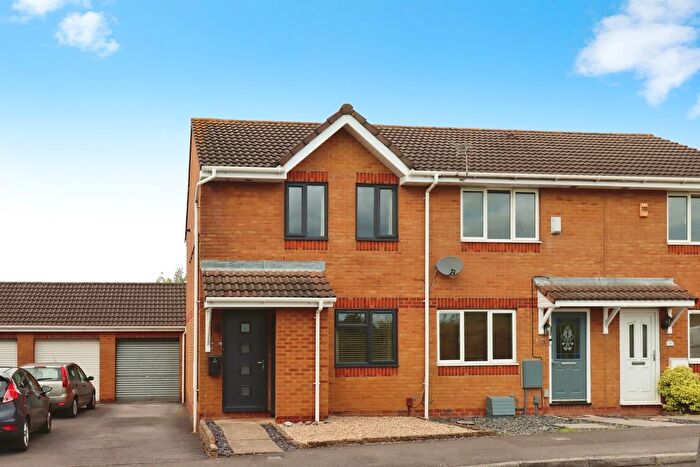 2 Bedroom Semi-detached House For Sale In Betts Green, Emersons Green, Bristol, BS16