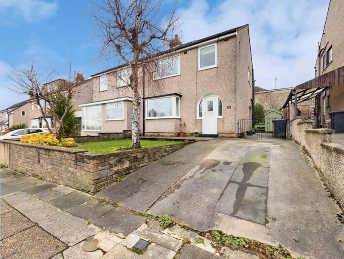 3 Bedroom Semi-Detached House To Rent In Bowerham Road, Lancaster, LA1