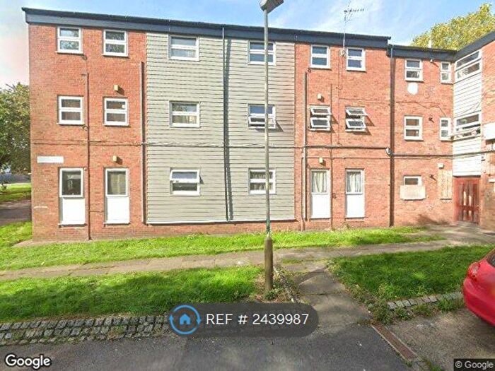 1 Bedroom Flat To Rent In Iona Close, Leicester, LE4