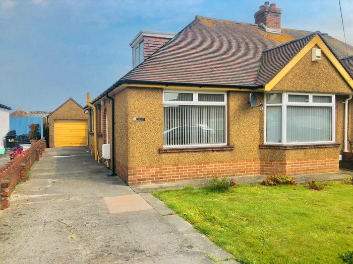 3 Bedroom Bungalow To Rent In Morningside Walk, Barry, CF62