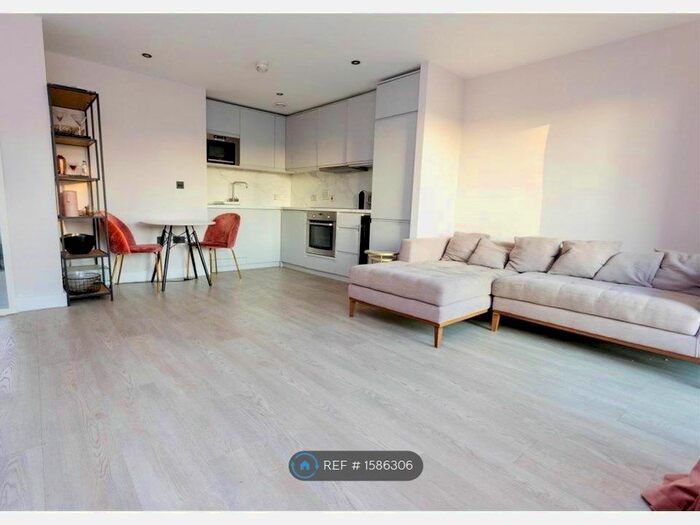 1 Bedroom Flat To Rent In Maple Quays, London, SE16