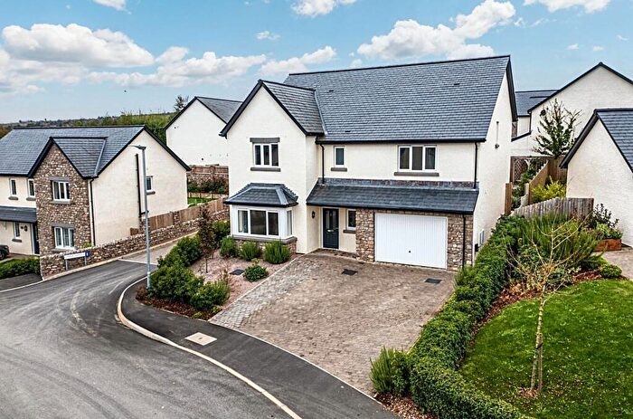 5 Bedroom Detached House For Sale In Chalk Grove, Kendal, LA9