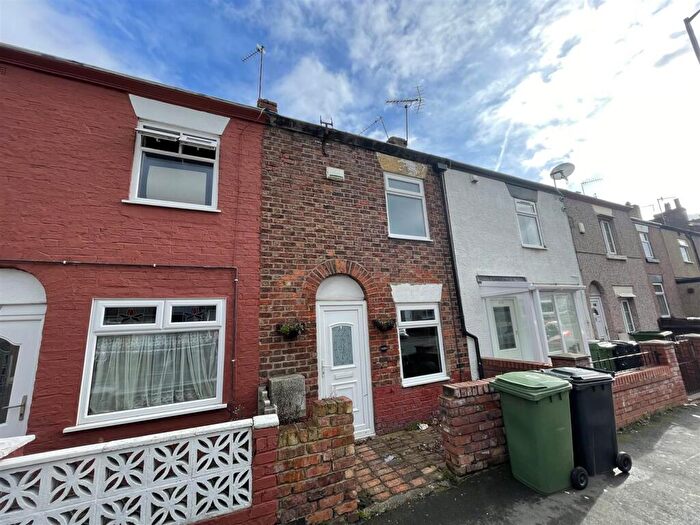 2 Bedroom Cottage For Sale In Old Chester Road, Birkenhead, CH42