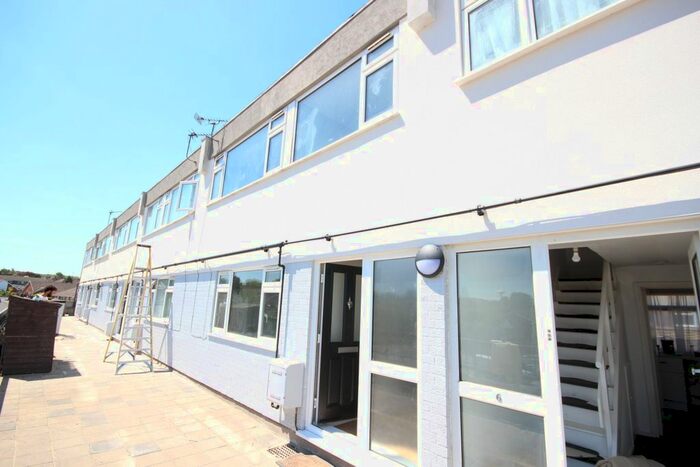 3 Bedroom Flat To Rent In Mid Kent Shopping Centre, Maidstone ME16