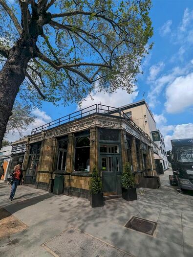 2 Bedroom Flat To Rent In Holland Park Avenue, London, W11