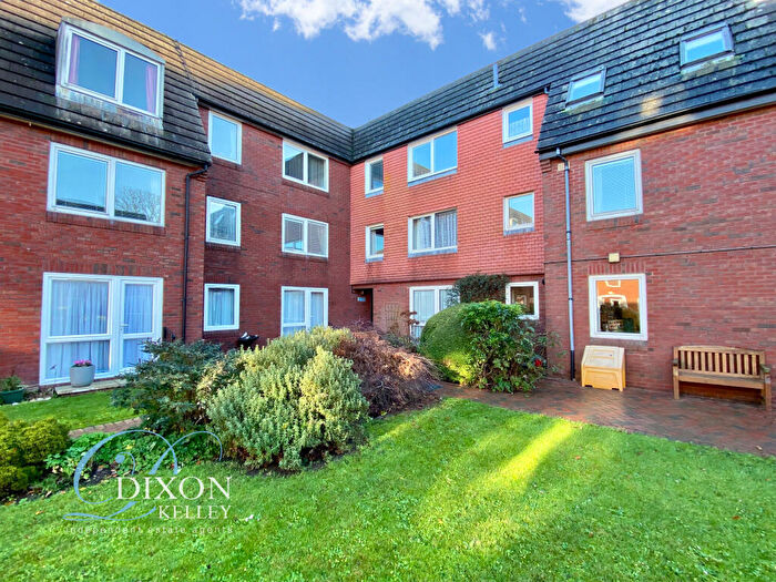 1 Bedroom Flat For Sale In Flat, Homelands House, Ringwood Road, Ferndown, Dorset, BH22
