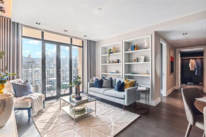 2 Bedroom Flat For Sale In Young Street, London, W8