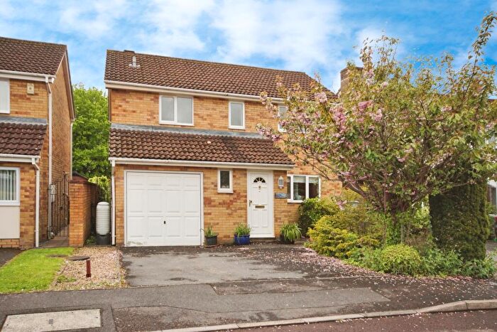 4 Bedroom Detached House For Sale In New Road, Bristol, Avon, BS34