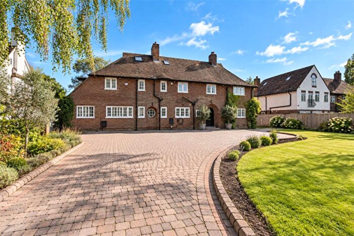 4 Bedroom Detached House For Sale In Caldy Road, Caldy, Wirral, CH48