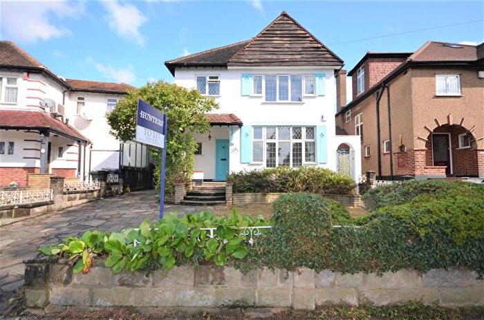 5 Bedroom Detached House To Rent In Aston Avenue, Kenton, Harrow Middlesex, HA3
