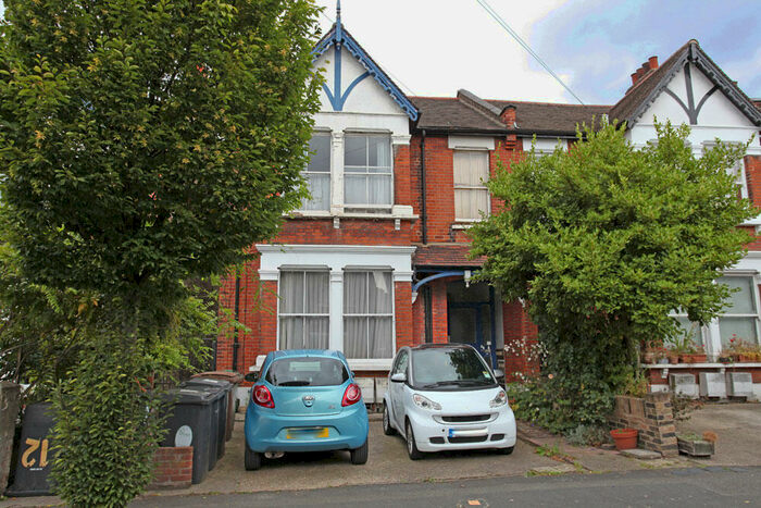 1 Bedroom Flat To Rent In Chadwick Road, Upper Leytonstone, E11