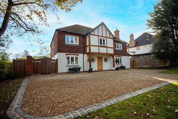 6 Bedroom Detached House For Sale In Shire Lane, Chorleywood, WD3