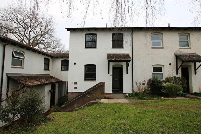 3 Bedroom End Of Terrace House To Rent In Glenthorne Road, Exeter, EX4