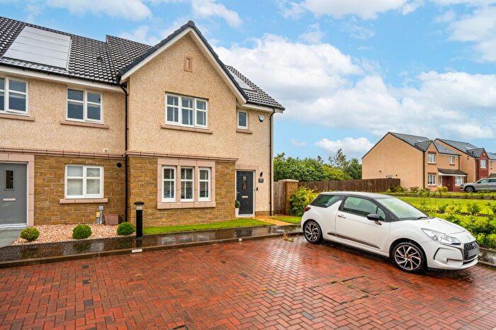 3 Bedroom End Of Terrace House To Rent In Jardine Avenue, Larbert, Stirlingshire, FK2