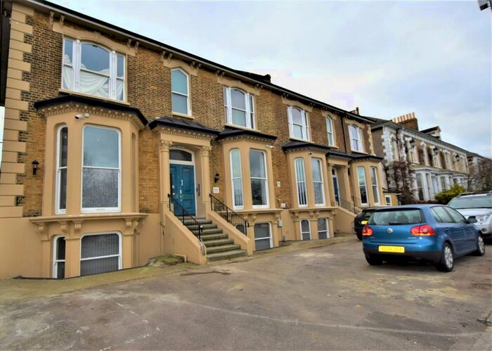 1 Bedroom Flat To Rent In Overcliffe, Gravesend, DA11