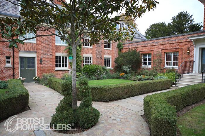 1 Bedroom Apartment For Sale In Balls Park, Hertford, Hertfordshire, SG13