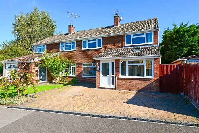 4 Bedroom Semi-Detached House For Sale In Lendore Road, Frimley, Camberley, Surrey, GU16