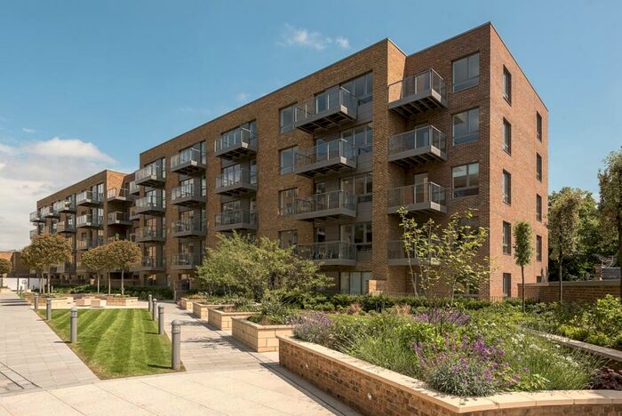 1 Bedroom Apartment To Rent In Hamlet Court High Street London, N8