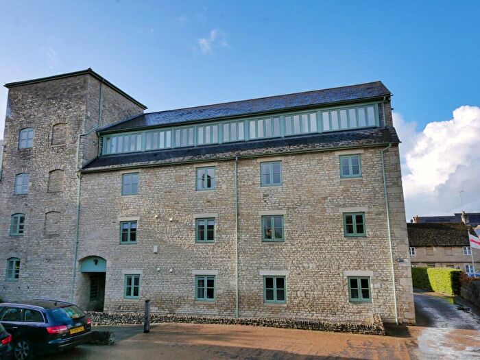 2 Bedroom Flat To Rent In Lewis Lane, Cotswold Mill Lewis Lane, GL7
