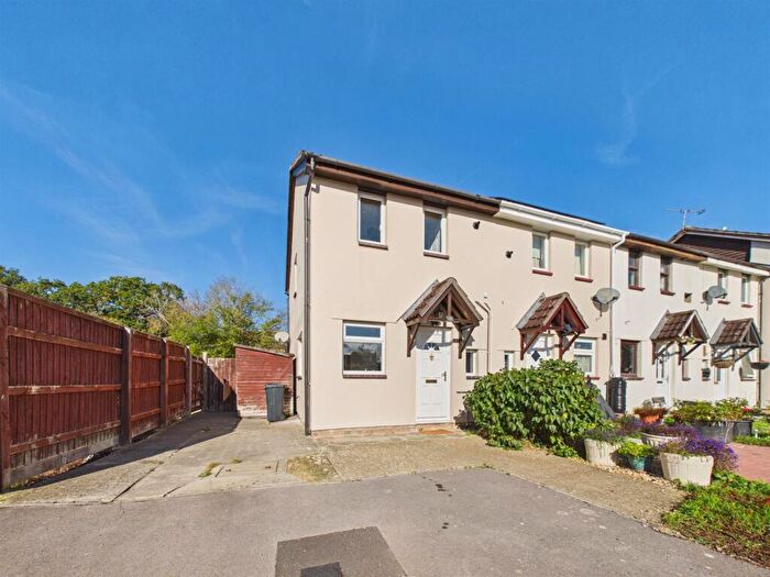2 Bedroom House For Sale In Sherington Mead, Chippenham, SN15