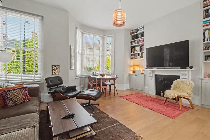 4 Bedroom Apartment For Sale In Iverson Road, West Hampstead, London, NW6