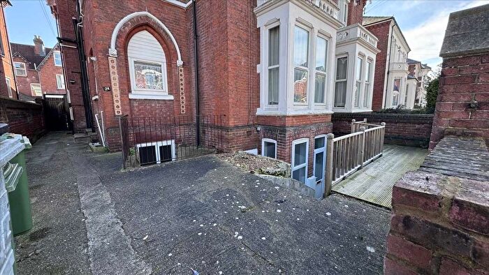 2 Bedroom Flat To Rent In St. Davids Road, Southsea, PO5