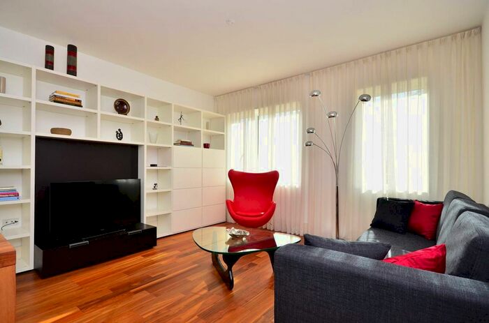 2 Bedroom Flat To Rent In Rayners Road, Putney, London, SW15