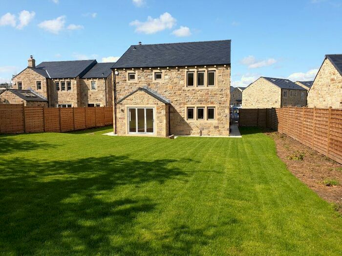 4 Bedroom Detached House To Rent In Higher Raikes Drive, Skipton, BD23