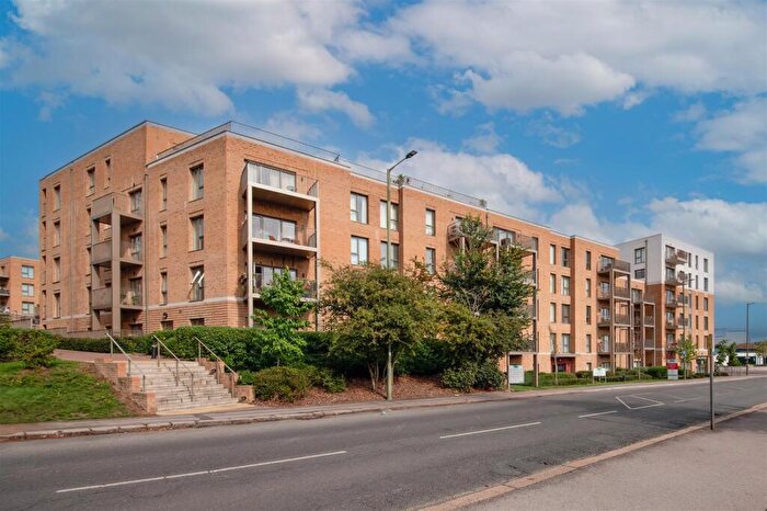 1 Bedroom Flat For Sale In Bittacy Hill, Mill Hill, London, NW7