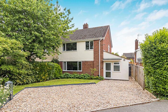 4 Bedroom Semi-Detached House For Sale In Harbour Avenue, Comberton, CB23