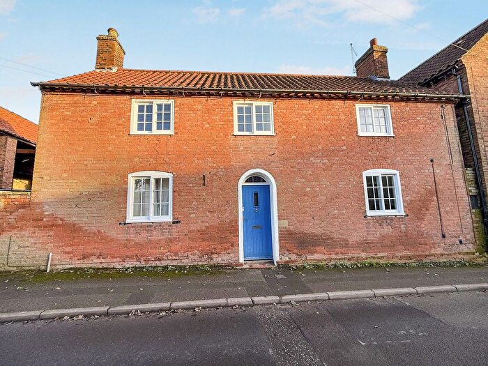 2 Bedroom Semi Detached House To Rent In Spring Lane, Newark-On-Trent, NG23