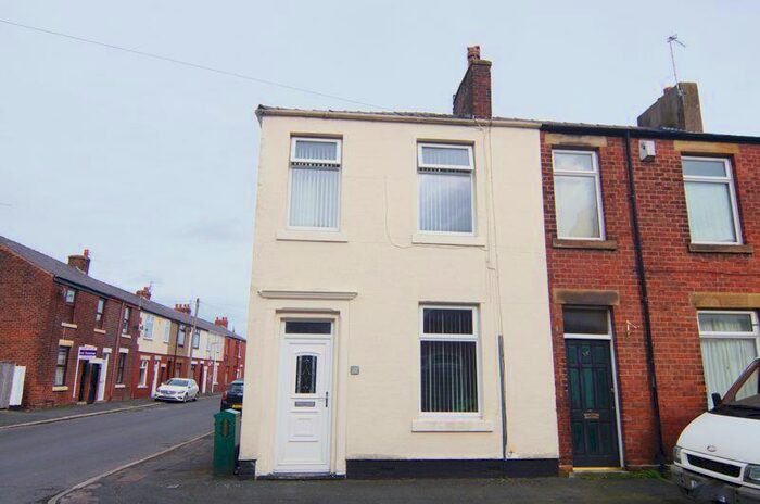 2 Bedroom Semi-Detached House To Rent In Ward Street, Kirkham, Preston, ., PR4