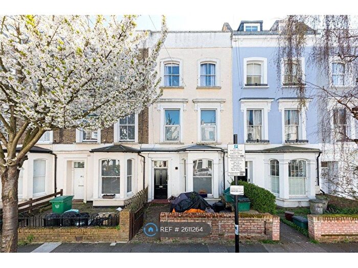 2 Bedroom Flat To Rent In Caedmon Road, London, N7