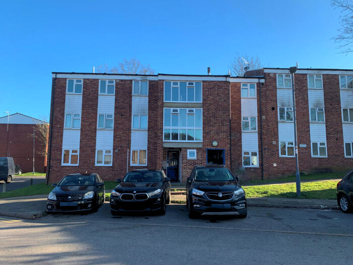 2 Bedroom Flat To Rent In Hawkins Close, Harrow, Middlesex, HA1