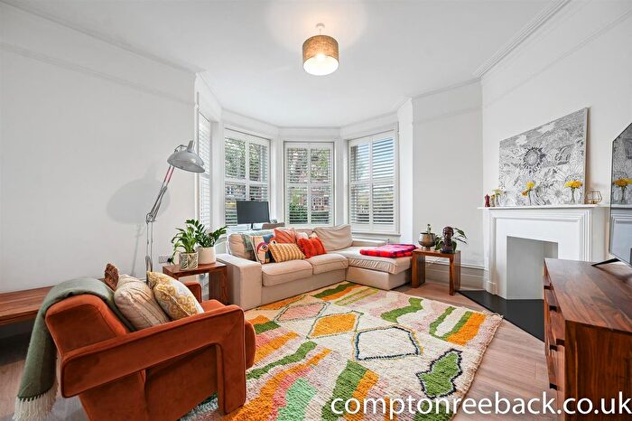 3 Bedroom Flat To Rent In Morshead Mansions, Morshead Road, W9