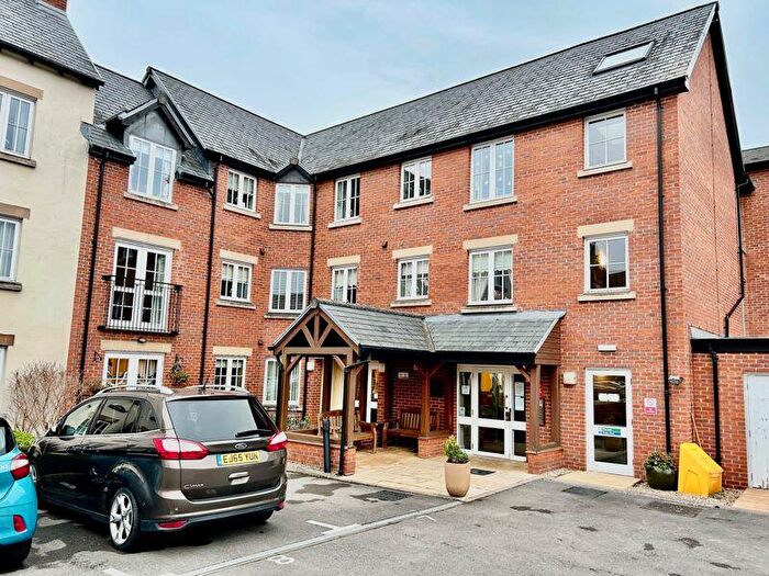 1 Bedroom Flat For Sale In Daffodil Court, Newent, GL18
