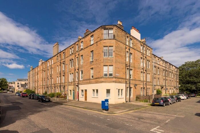 2 Bedroom Flat To Rent In , Balcarres Street, Edinburgh, EH10