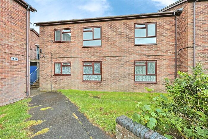 2 Bedroom Flat For Sale In Hauteyn Court, Norwich, NR3